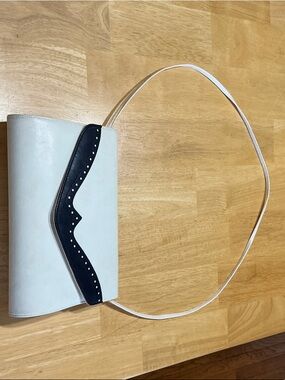 White Shoulder Bag with NavyAccent